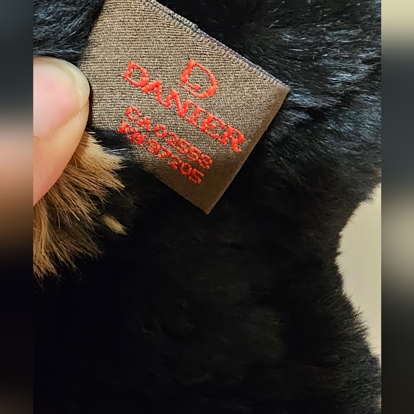 Danier 100% Rabbit Fur scarf - Picture 5 of 6